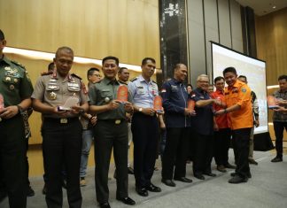Gubernur Provinsi Sumatera Selatan H. Herman Deru Janjikan Bonus Untuk Daerah yang Mampu Cegah Kebakaran Hutan Dan Lahan